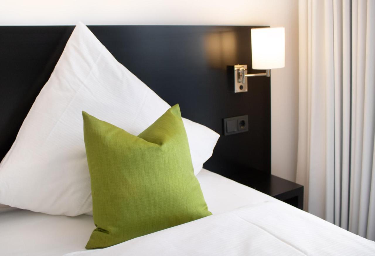 Tu Hotel By Wmm Hotels Tuningen Eksteriør billede