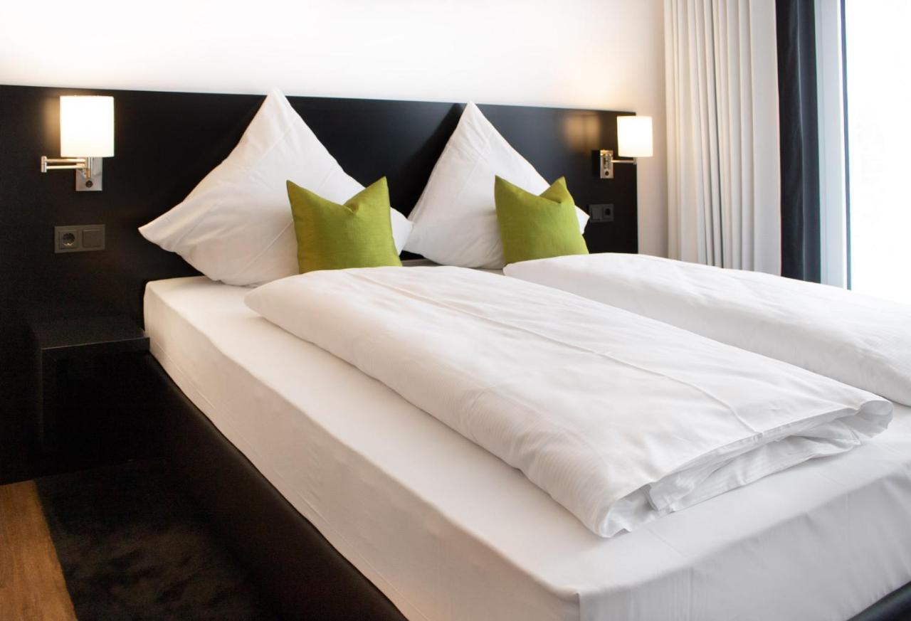 Tu Hotel By Wmm Hotels Tuningen Eksteriør billede